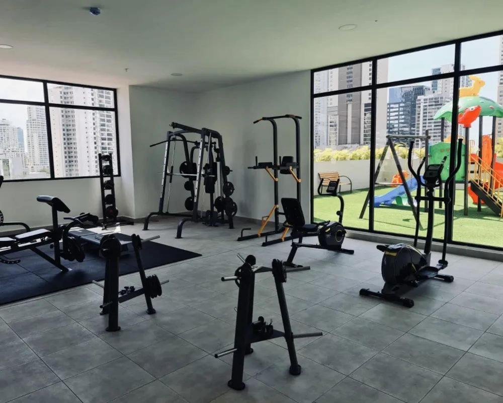 Entire Apartment Accommodation Downtown Panama パナマ・シティー エクステリア 写真
